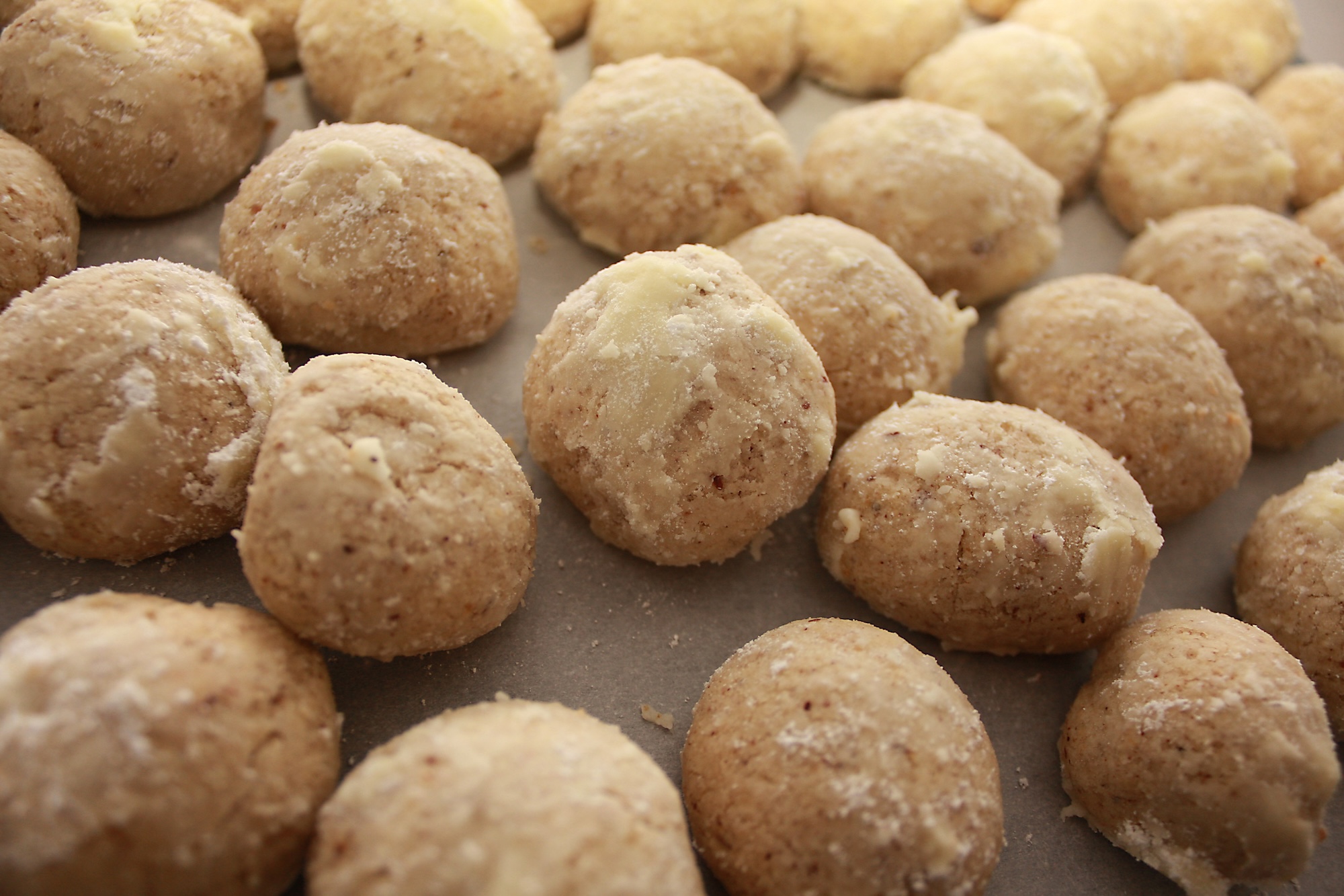 A tray of Snowball cookies