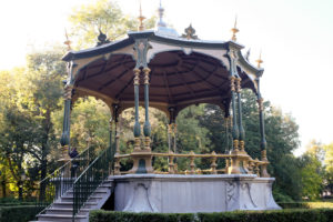 A gazebo in a park in Bruges