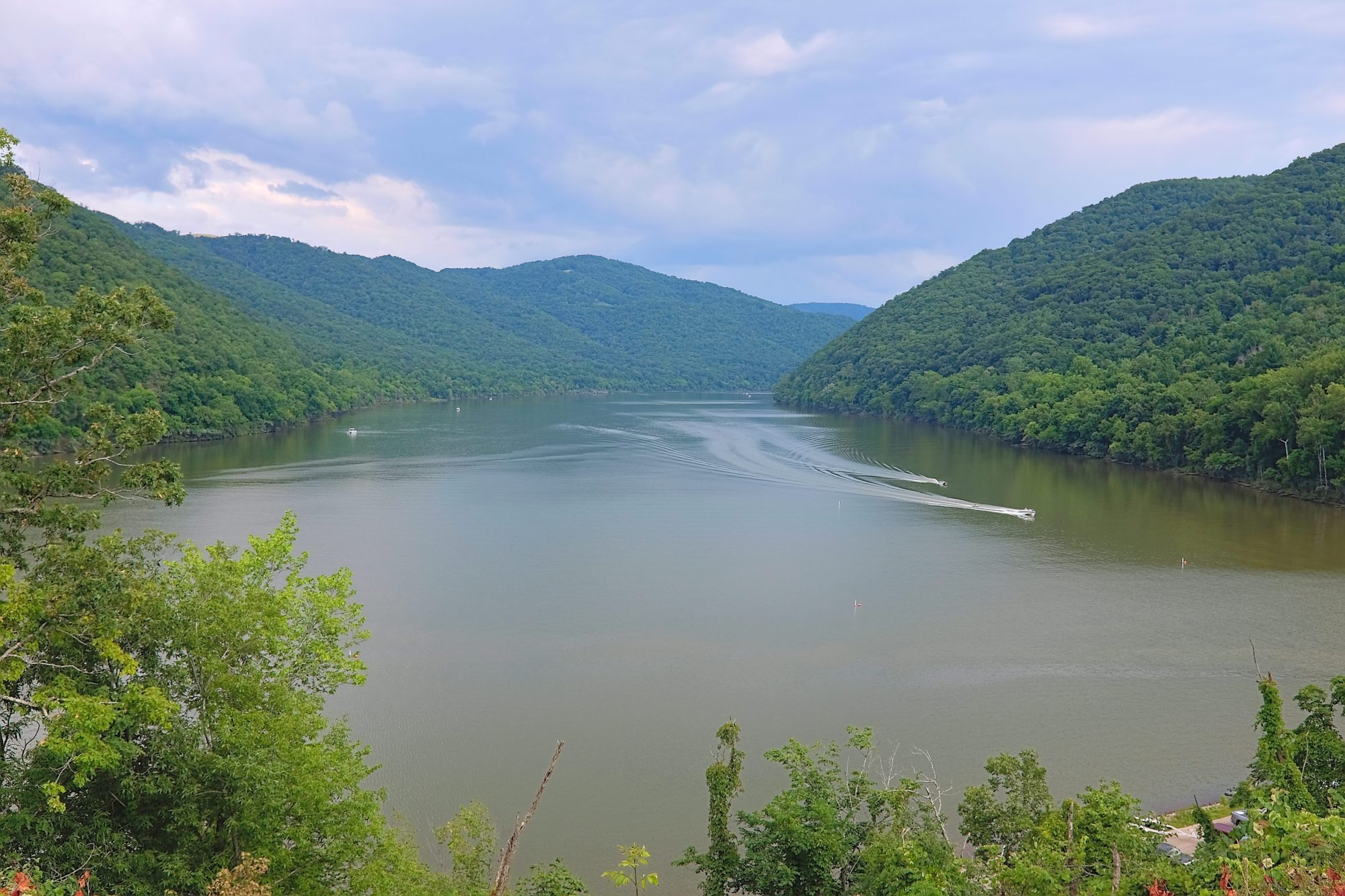 Boats on Bluestone Lake