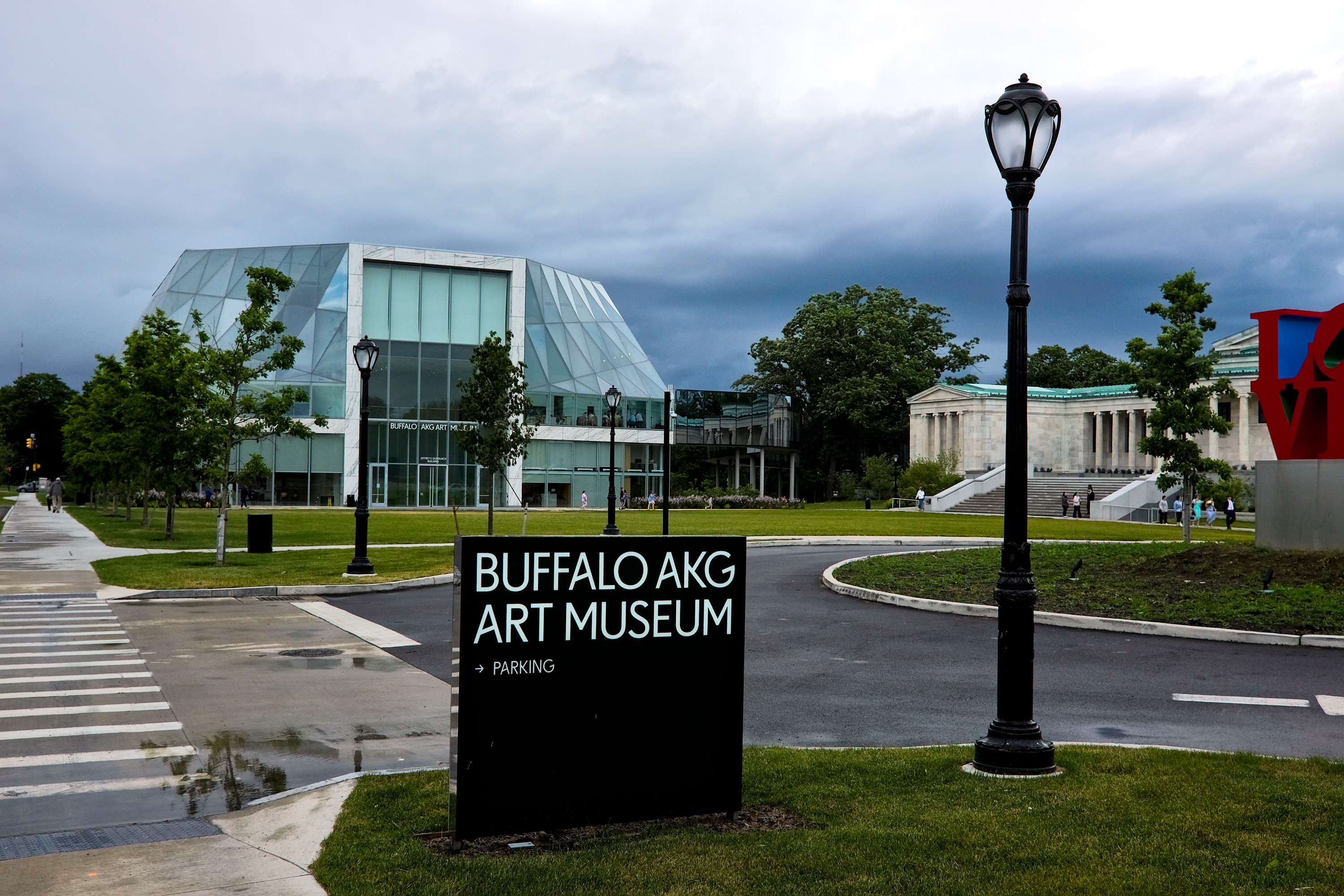 The Buffalo AKG Art Museum from a distance