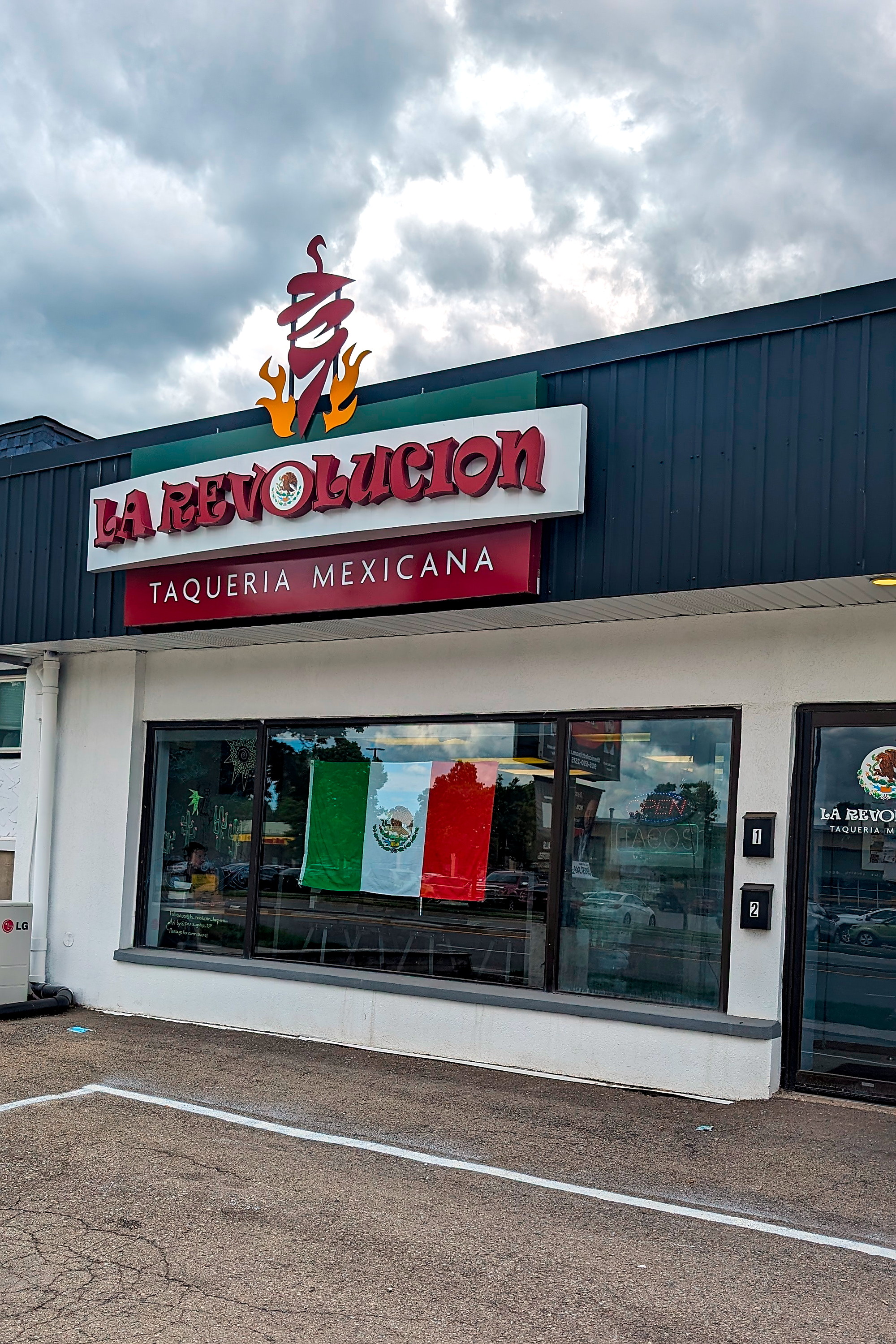 Exterior of La Revolución Taqueria in Niagara Falls