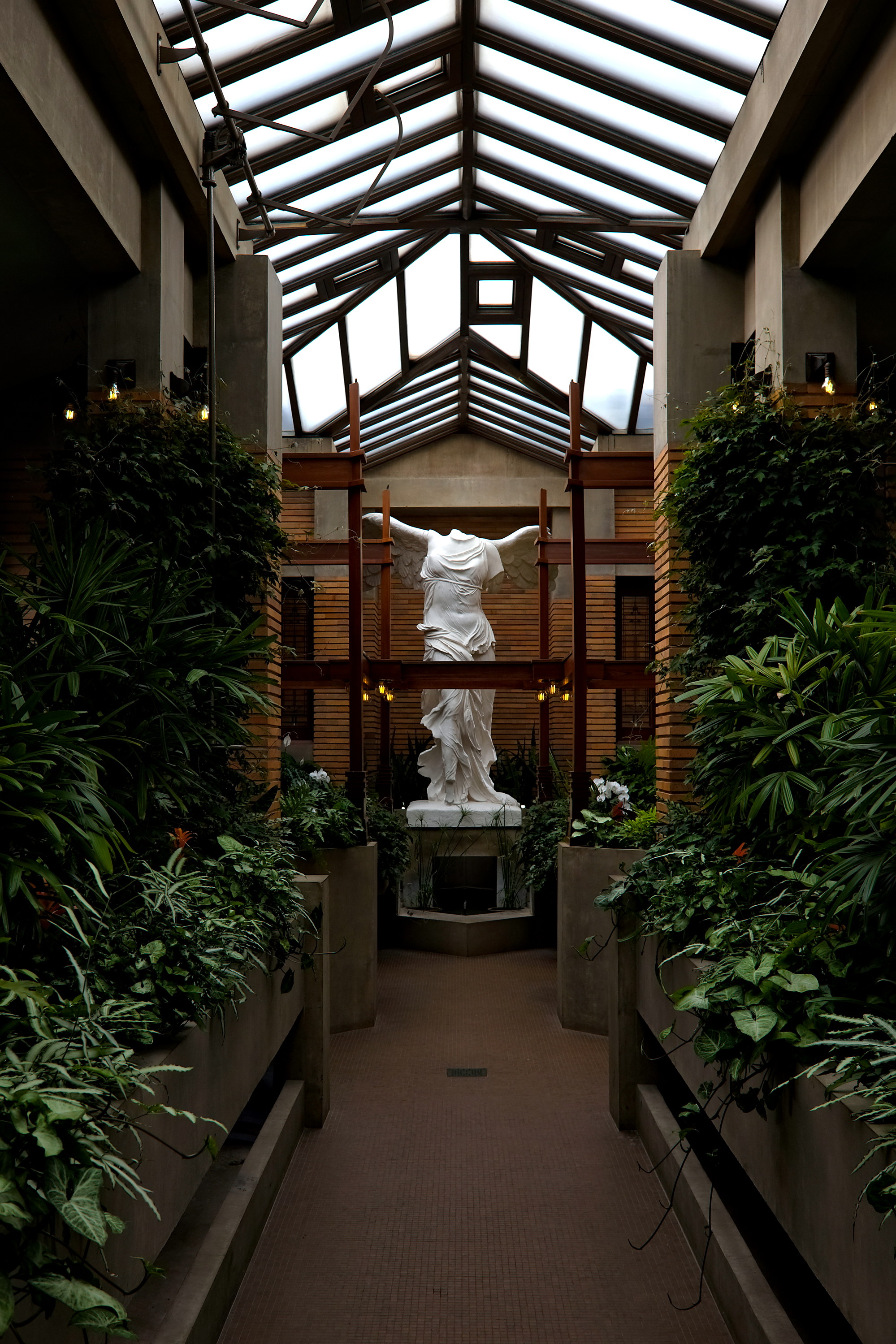 A Nike of Samothrace in the Martin House conservatory