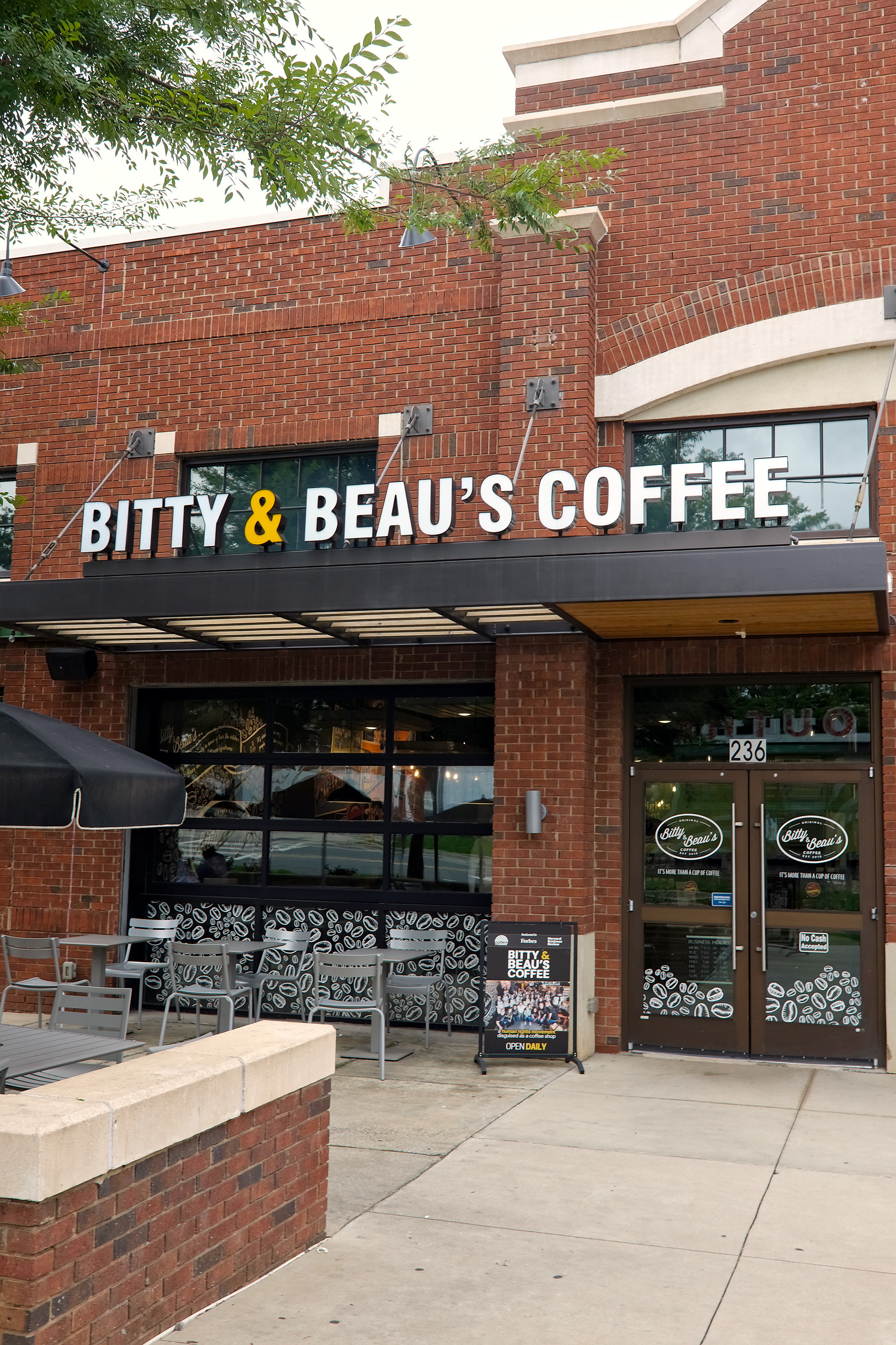 Exterior of Bitty & Beau's Coffee in Charlotte