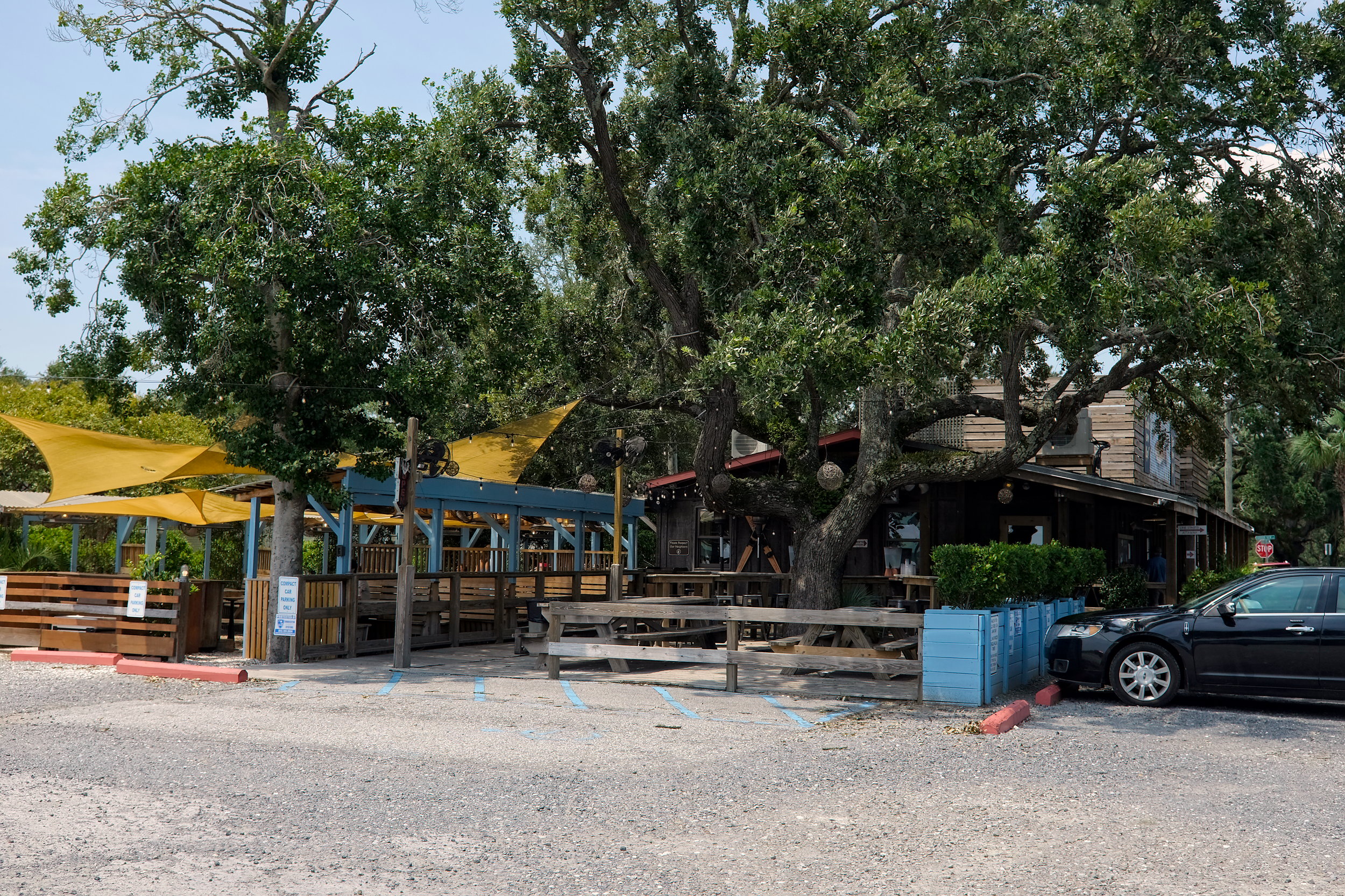 View of the patio at Ellis Creek Fish Camp