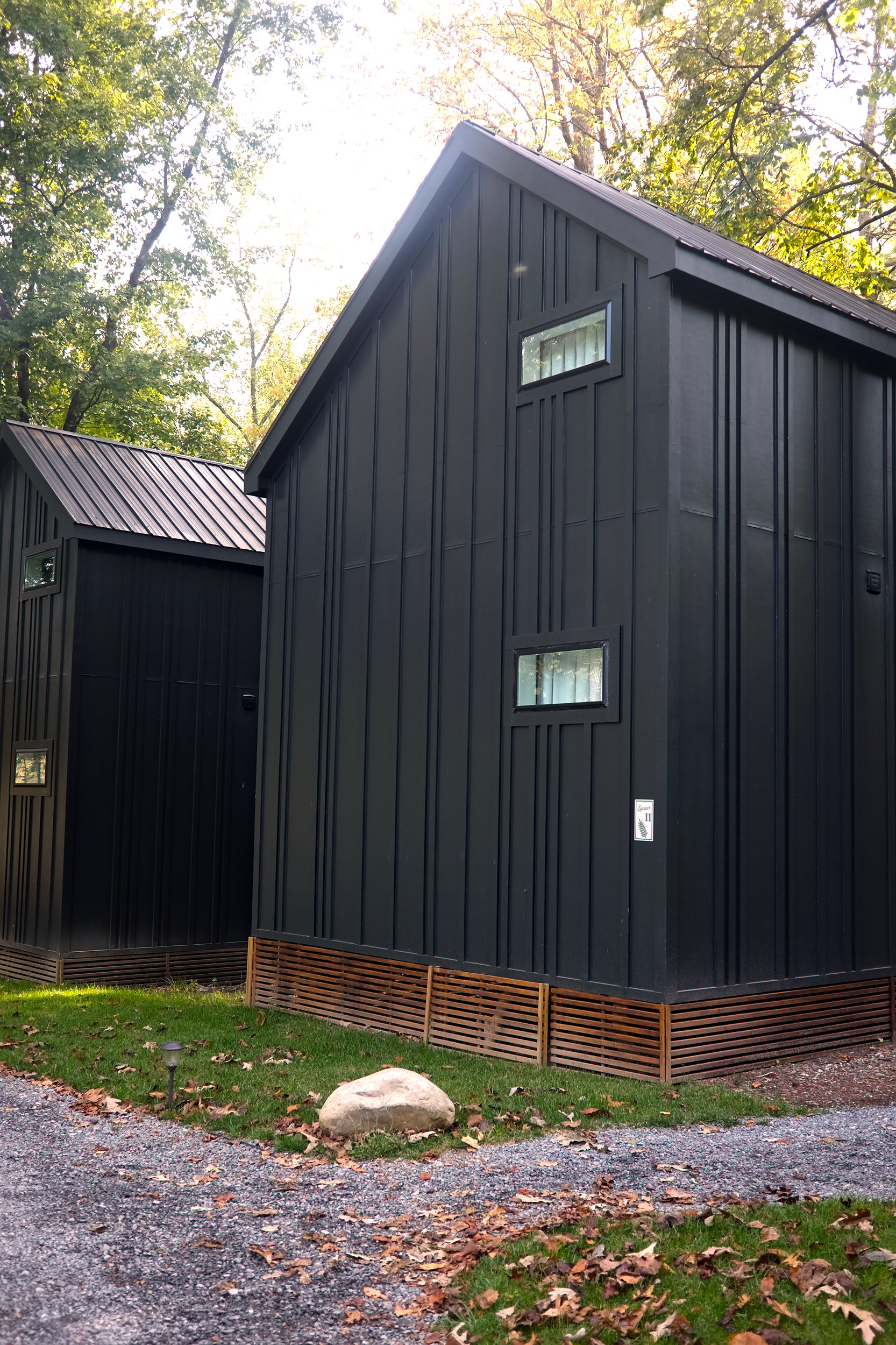 Exterior of 11 Spruce cabin at Roamstead