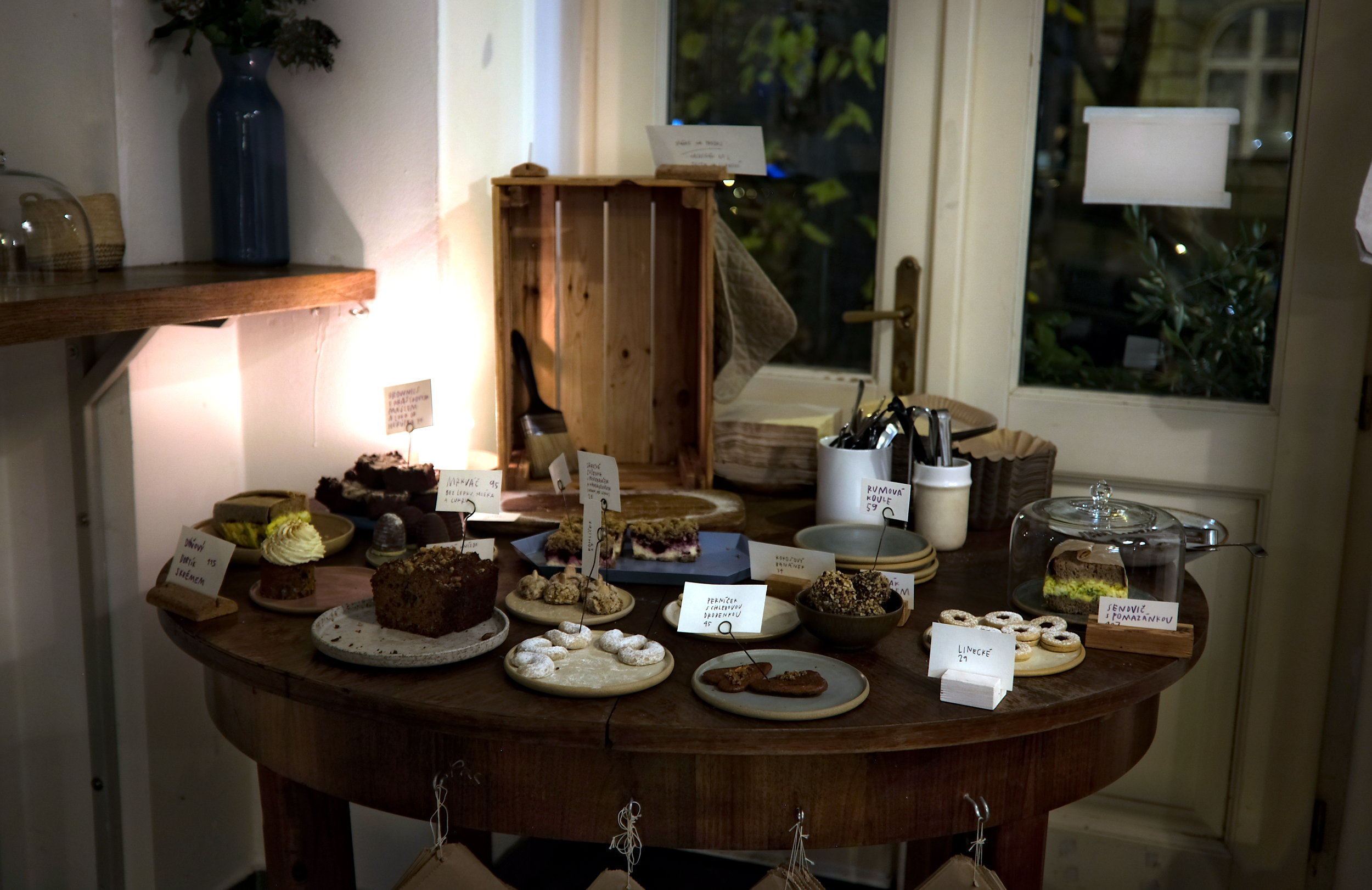 The dessert table at Etapa