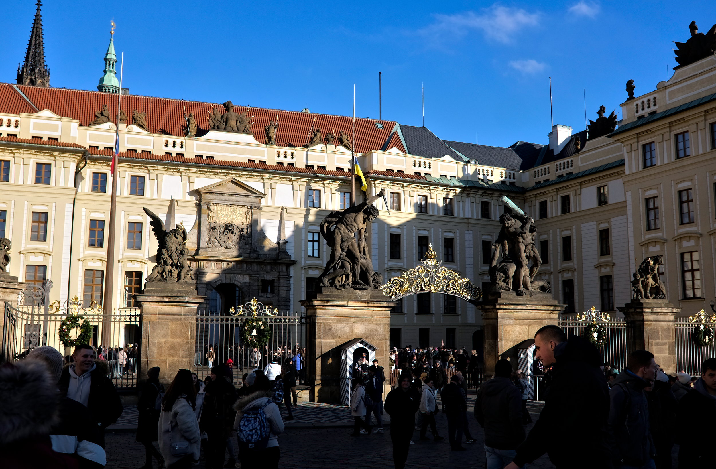 A crowd at Prague Castle