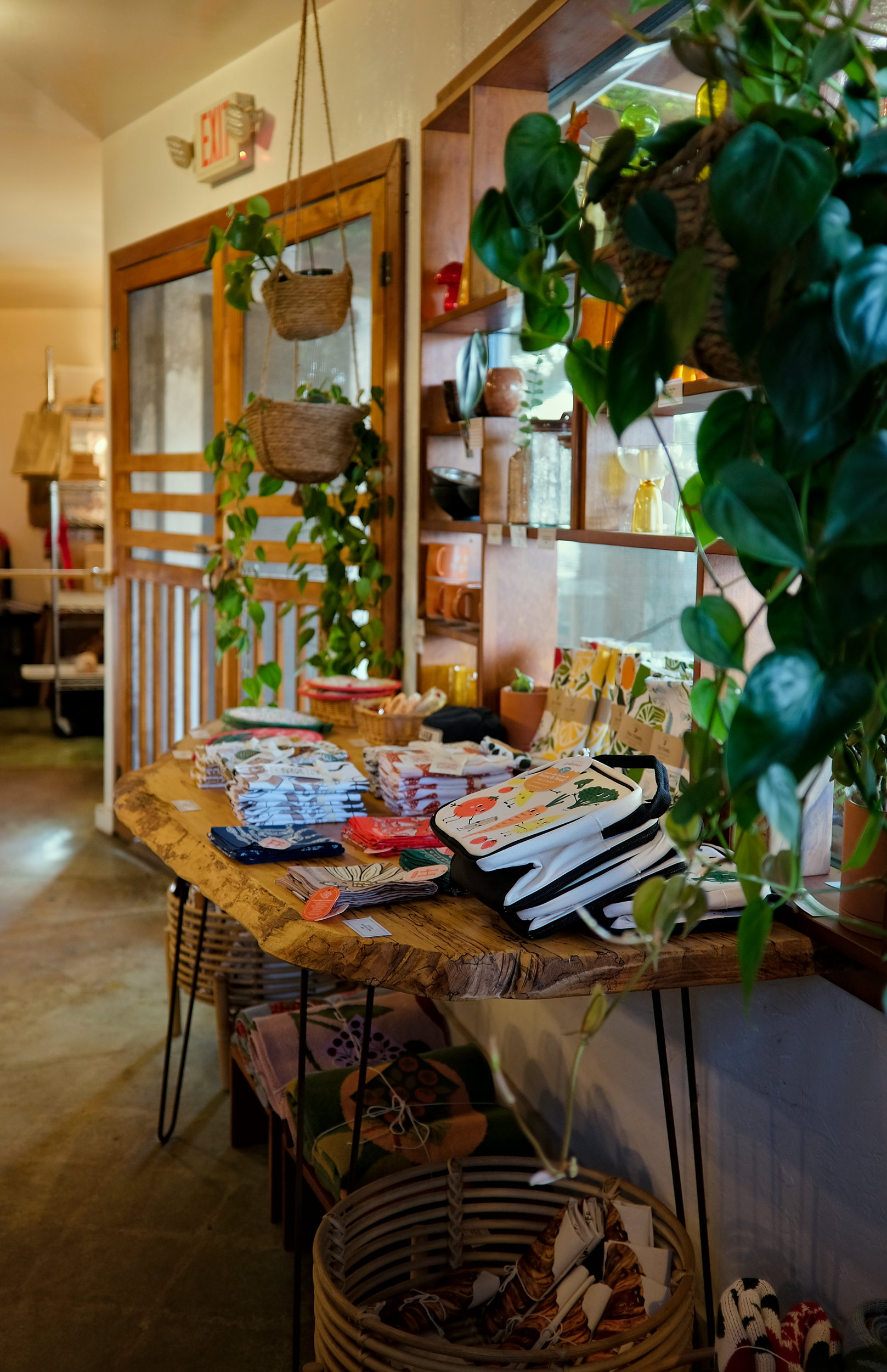 The retail display at Wayfarer Bread